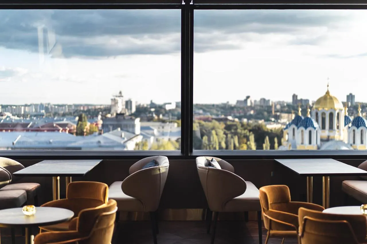 11 Mirrors Design Hotel Kiev